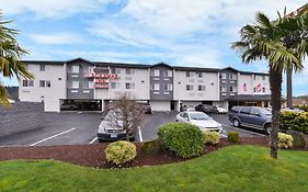 Clackamas Inn And Suites